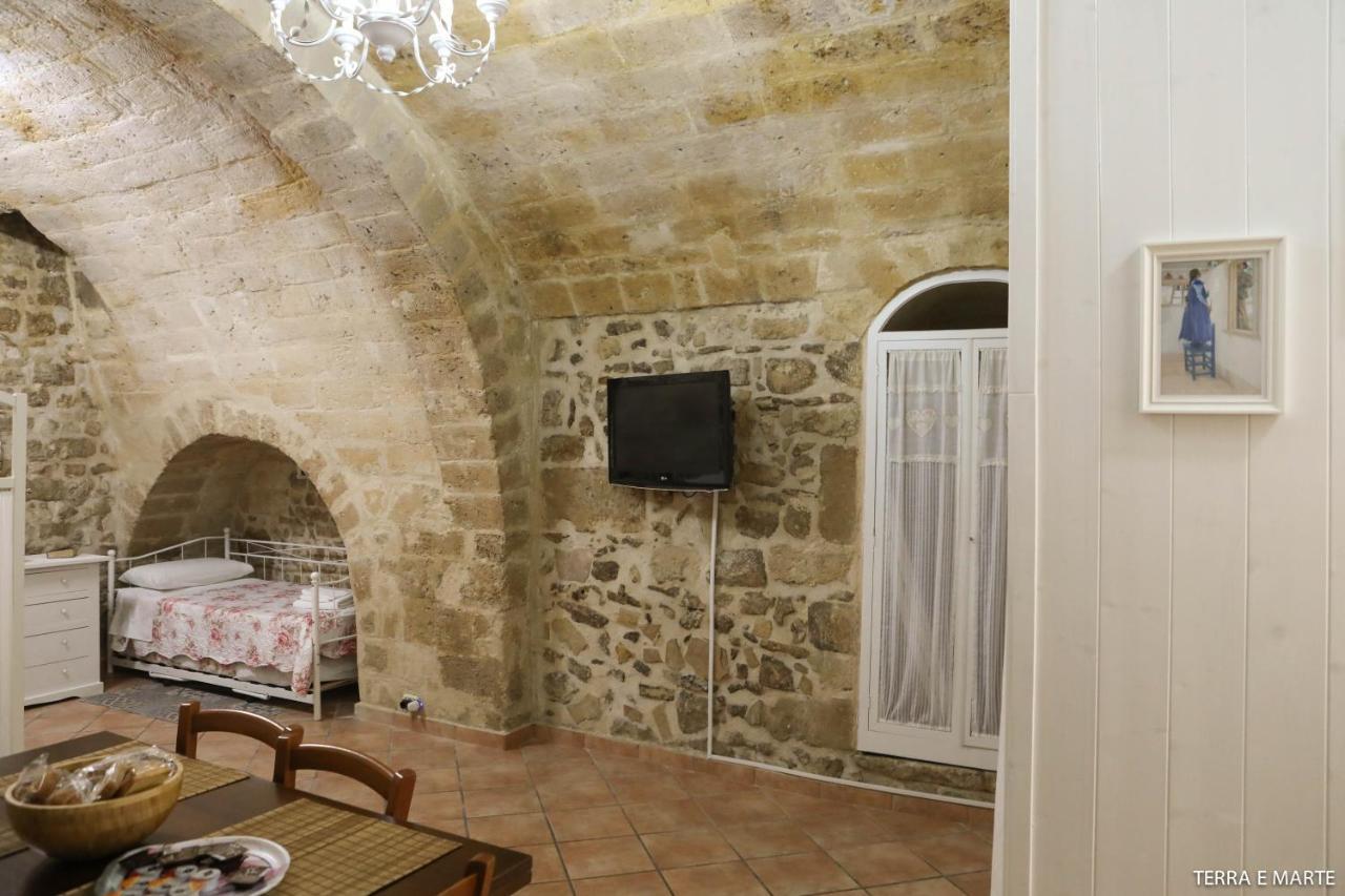 Terra E Marte Casa Vacanza Bari Extérieur photo